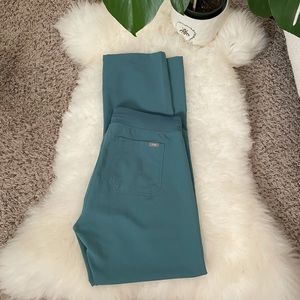 NWOT FIGS Hydrogreen Livingston Medium Tall